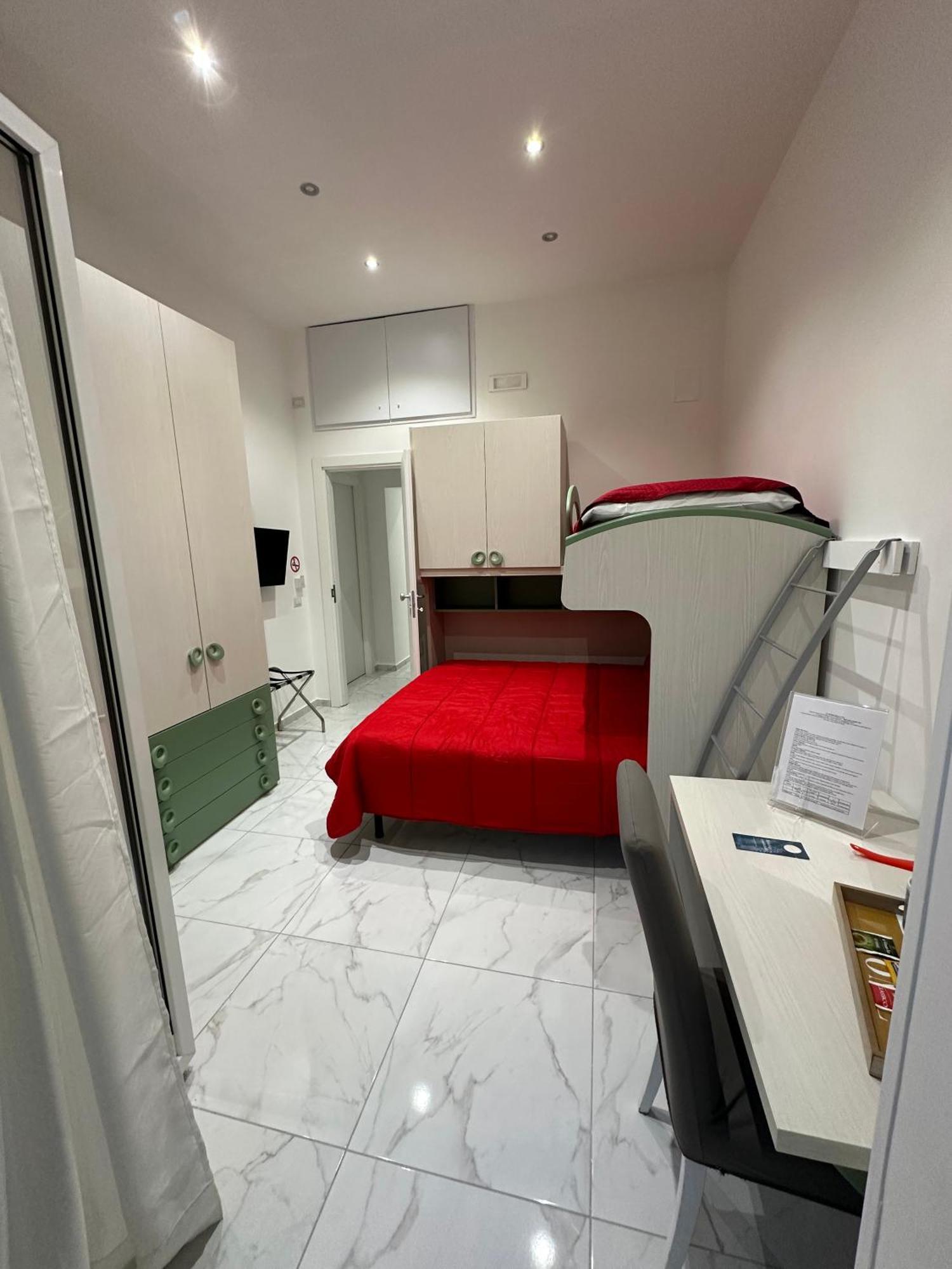 Santa Chiara Garden View B&B เนเปิลส์ ภายนอก รูปภาพ