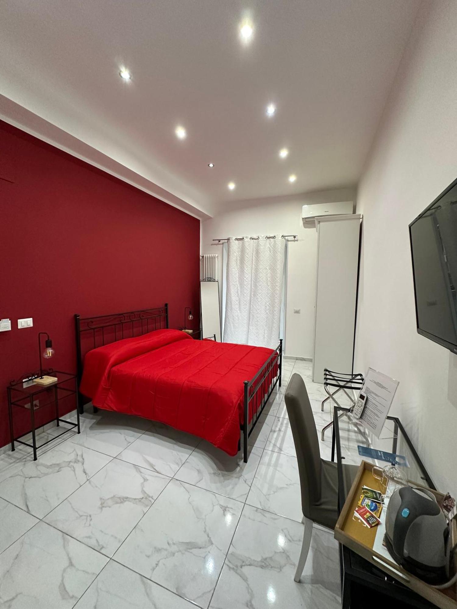Santa Chiara Garden View B&B เนเปิลส์ ภายนอก รูปภาพ