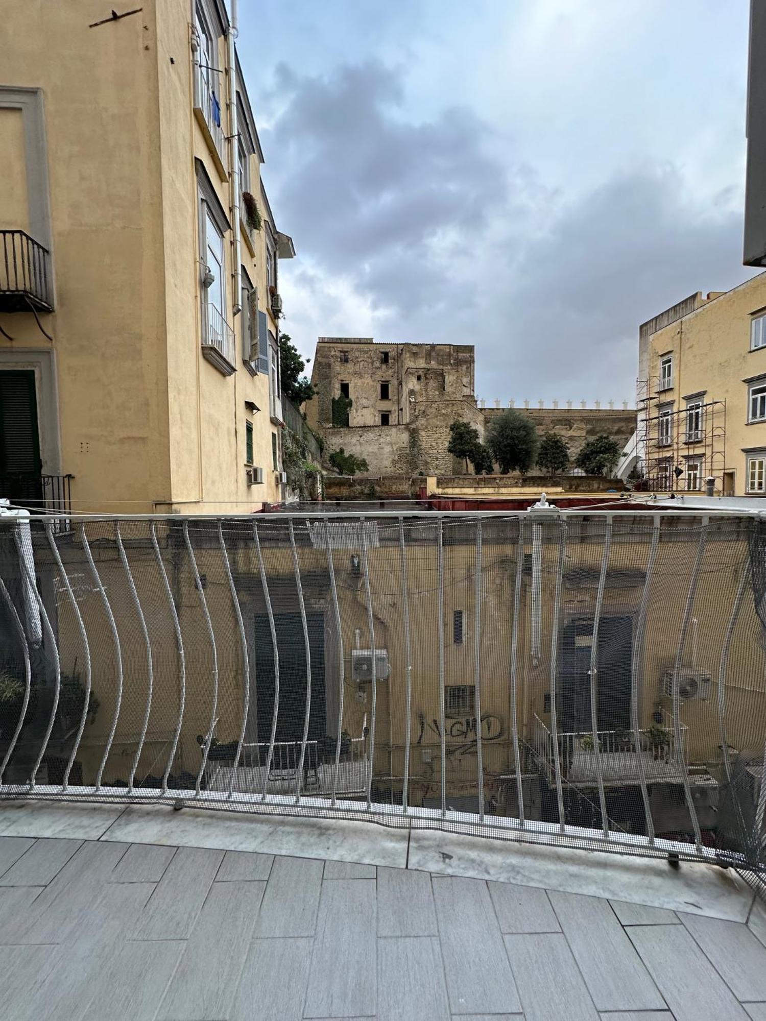 Santa Chiara Garden View B&B เนเปิลส์ ภายนอก รูปภาพ