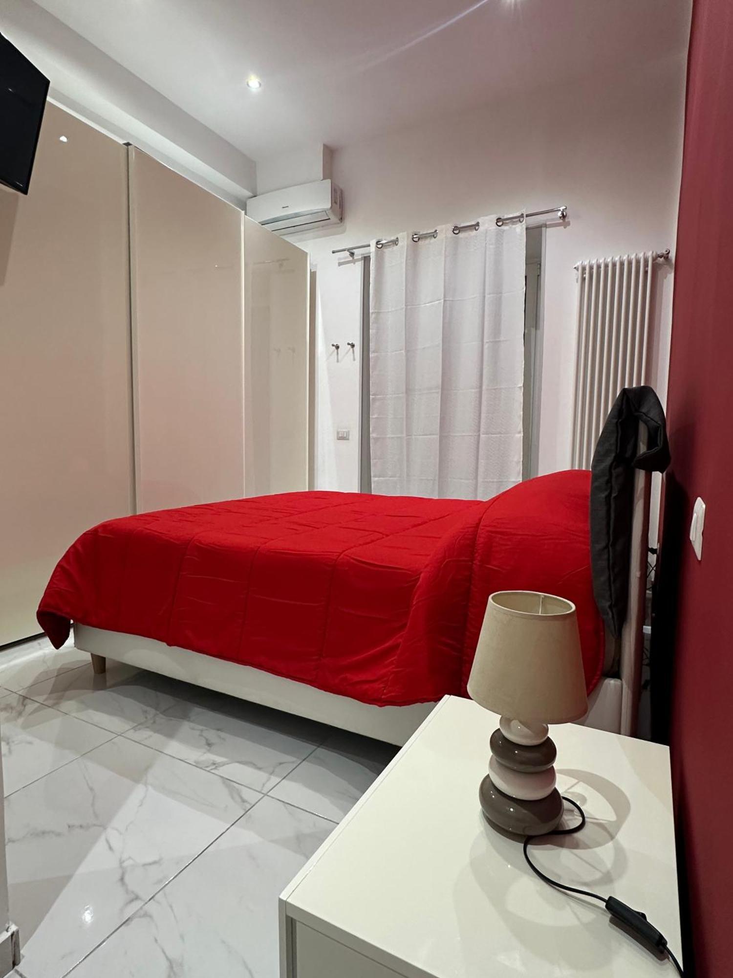 Santa Chiara Garden View B&B เนเปิลส์ ภายนอก รูปภาพ