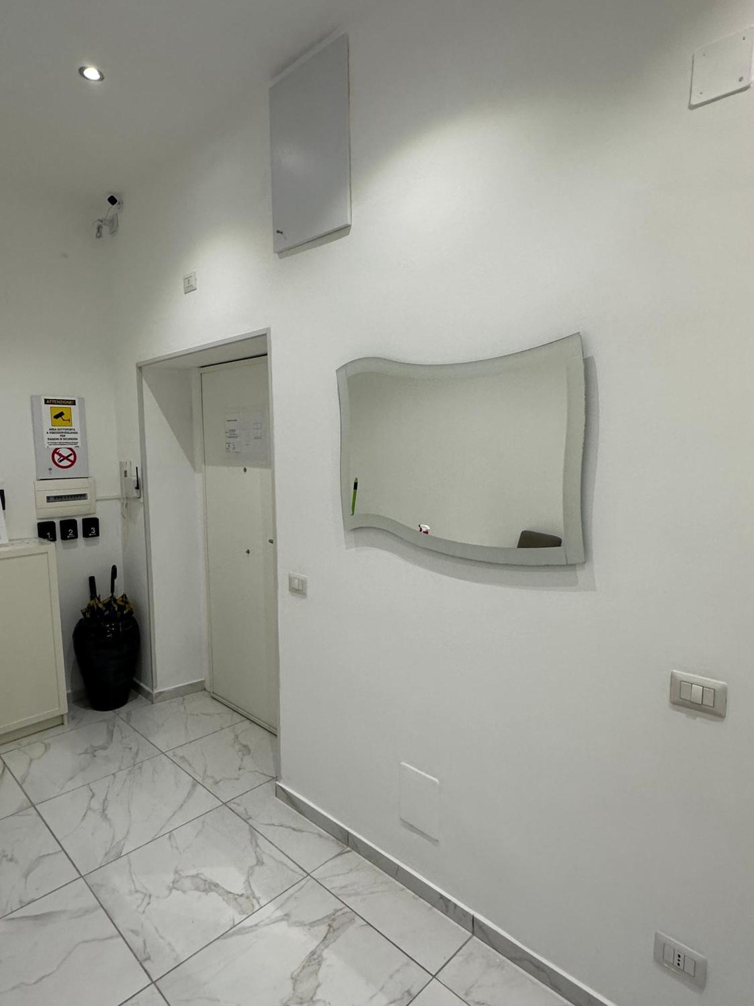 Santa Chiara Garden View B&B เนเปิลส์ ภายนอก รูปภาพ